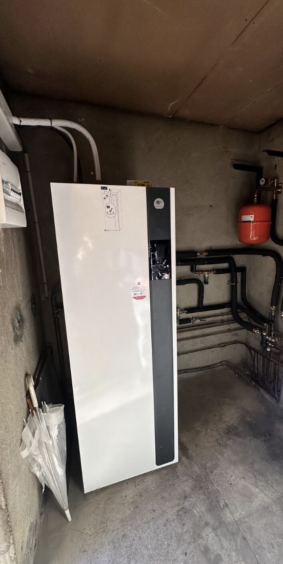 Module hydraulique pompe à chaleur air-eau — installation intérieure réalisation ODS Courtage