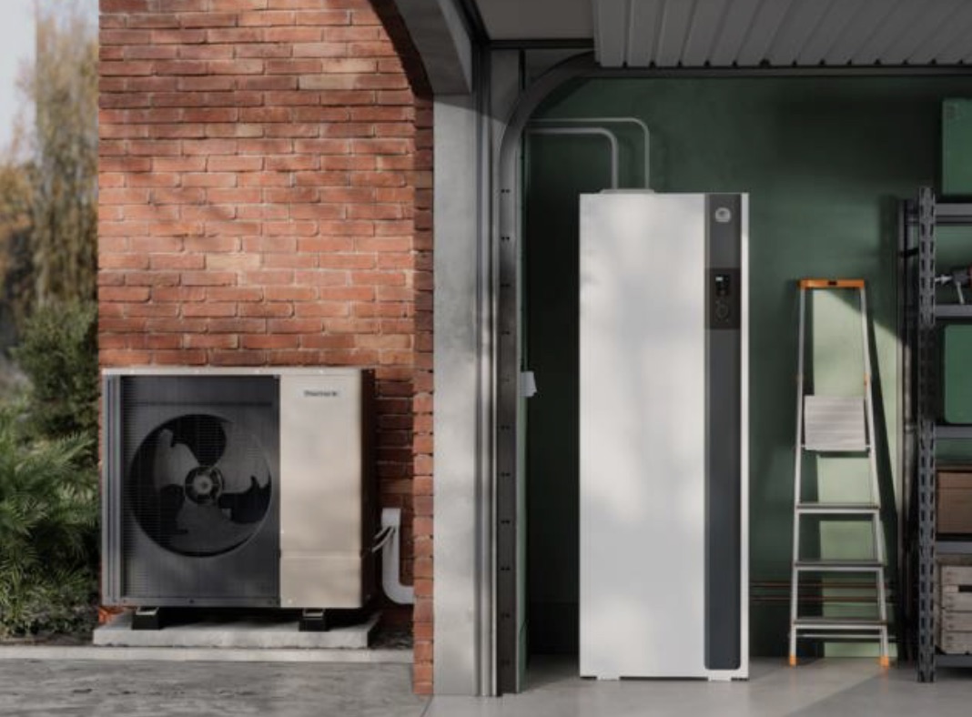 Pompe à chaleur air-eau Thermor — unité extérieure et ballon eau chaude — réalisation ODS Courtage