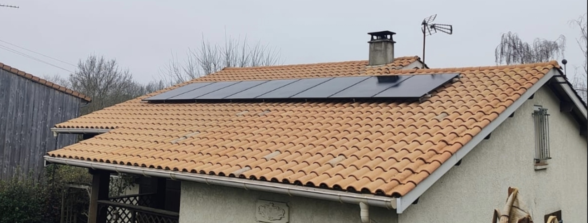 Installation panneaux solaires sur toiture tuiles — réalisation ODS